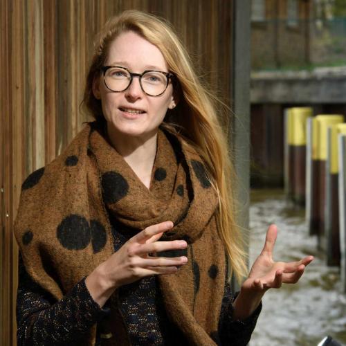 Die IGB-Wissenschaftlerin Dr. Lynn Govaert