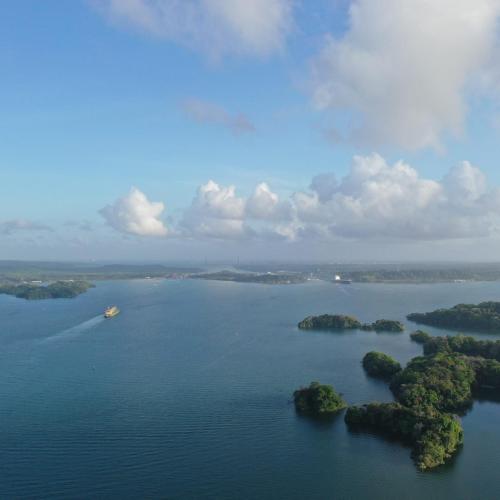 Blick auf den Panamakanal